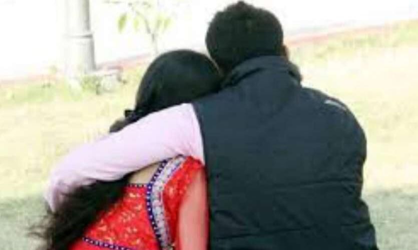 Aurangabad News: मर्जी के खिलाफ हुई थी शादी, 6 महीने बाद प्रेमी के साथ चलती ट्रेन के आगे कूदी