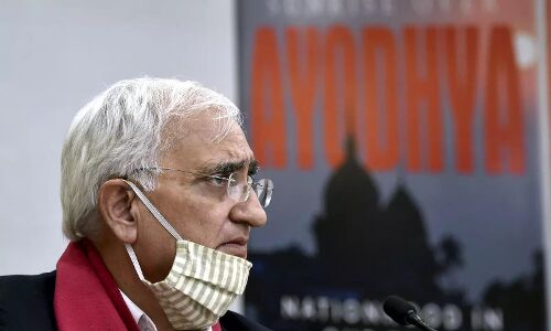 सलमान खुर्शीद की किताब पर रोक लगाने से दिल्ली हाई कोर्ट का इनकार, हाई कोर्ट बोला- जिनकी भावनाएं आहत होती हैं वे कुछ और पढ़ें