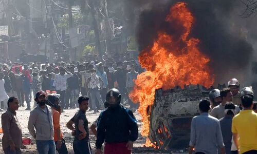 Delhi Riots 2020 : दंगों के मामलों में त्वरित सुनवाई सुनिश्चित करने के लिए पुलिस अधिकारियों को बनाएं संवेदनशील, कड़कड़डूमा कोर्ट का दिल्ली पुलिस को निर्देश