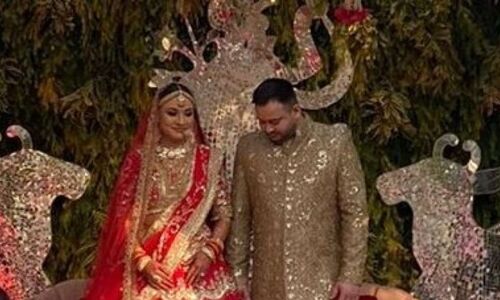 Tejashwi Yadav Wedding: बचपन की दोस्त से अंतरधार्मिक प्रेम विवाह कर तेजस्वी ने दिया समाज को बड़ा संदेश, हर तरफ हो रही है तारीफ