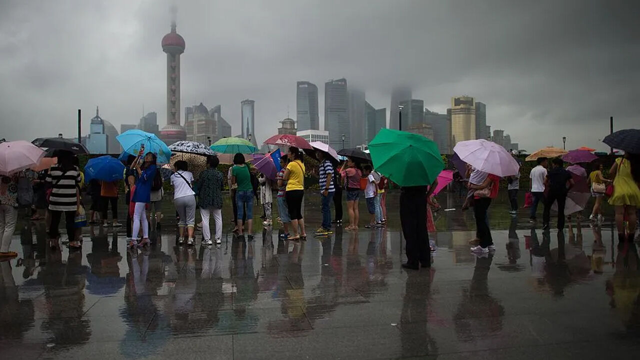 Best Ways to Reduce Air Pollution: वायु प्रदूषण कम ना हो तो मौसम बदल दीजिये