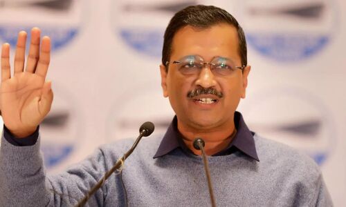 हमारे खिलाफ साजिश कर रही सारी राष्ट्रीयवादी ताकतें, मनीष सिसोदिया के घर सीबीआई रेड पर बोले केजरीवाल