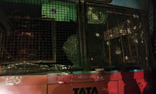 Srinagar Terrorist Attack: श्रीनगर में बड़ा आतंकी हमला, 2 जवान शहीद, 14 घायल