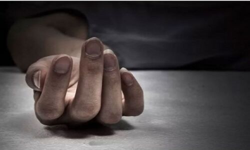 Aligarh Crime News :  बेटी से फोन करवाकर प्रेमी को बुलाया घर, फिर बाप-बेटे ने खौफनाक वारदात को दिया अंजाम