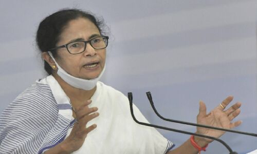 बीरभूम पहुंचीं ममता बनर्जी ने कहा — दोषियों को किसी भी कीमत पर बख्शा नहीं जाएगा