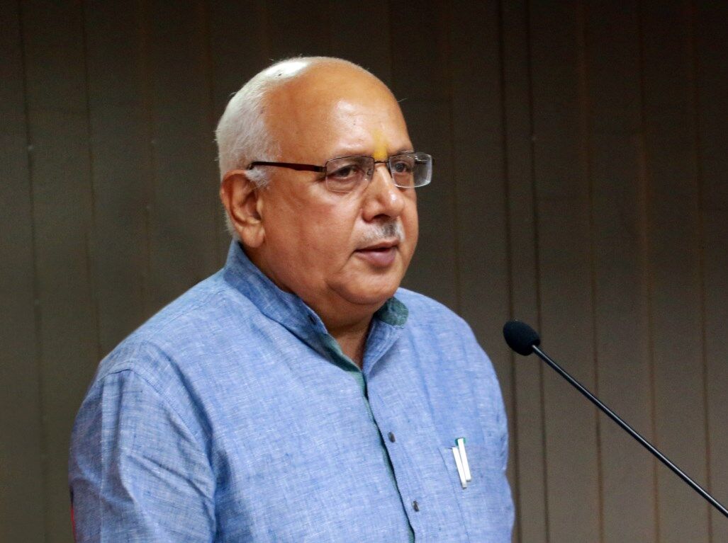 UP Election 2022 Hot Seat Pathardeva: किसानों के एजेंडे से घिरी BJP सरकार के कृषि मंत्री सूर्य प्रताप शाही को अपनी सीट बचा पाना आसान नहीं