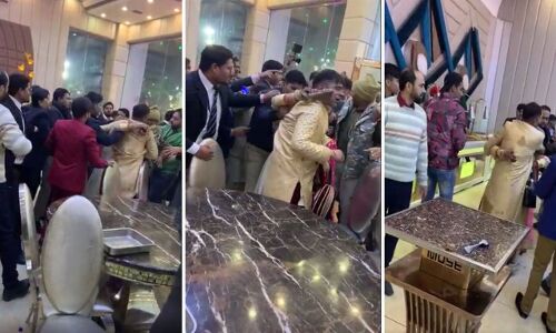 Ghaziabad News: शादी समारोह में दूल्हे की हो गई कुटाई, बारातियों की आई शामत, VIDEO हुआ Viral