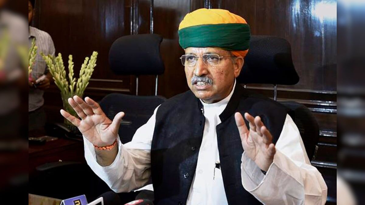 Pilibhit News: अर्जुन राम मेघवाल ने सांसद वरुण गांधी पर अनुशासनात्मक कार्रवाई के दिए संकेत