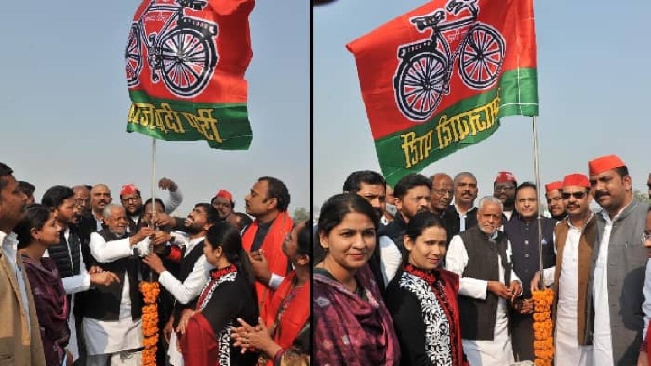 UP Election 2022 : अखिलेश यादव BJP पर हुए हमलावर, कहा सपा का झण्डा है क्रांति का प्रतीक, भाजपा इससे डरती है