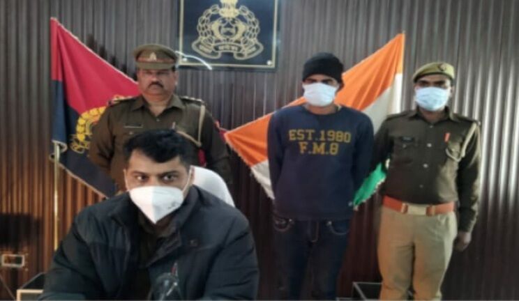 Pilibhit Crime News: पीलीभीत में नए साल की पूर्व संध्या पर जन सेवा केंद्र संचालक से लाखों की लूट, जानिए, पुलिस ने कैसे दबोचा?