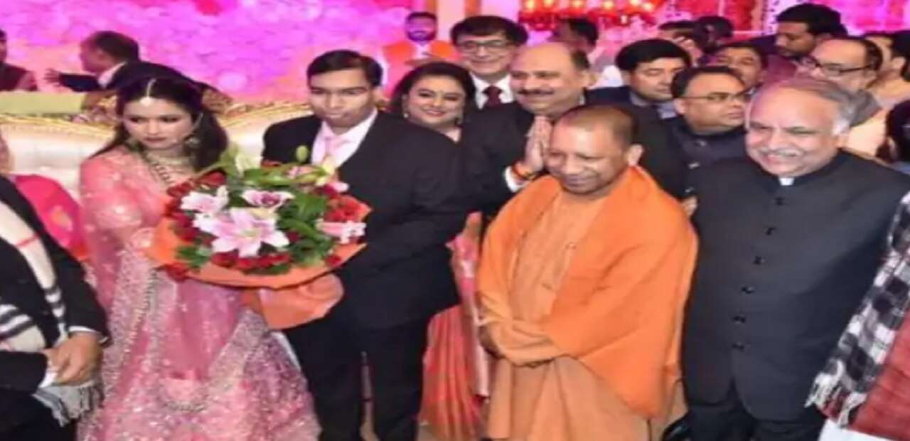 UP में  BJP की छवि पर बड़ा बट्टा, मंत्री आशुतोष टंडन पर बहू ने दहेज उत्पीड़न का आरोप लगा मोदी-योगी से लगाई गुहार