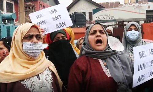Family of Srinagar youth arrested by NIA stage protest