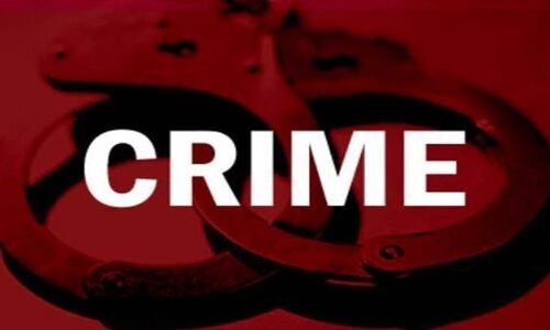 Madhya Pradesh Crime News : छतरपुर में 2 साल की बेटी को सर्दी और पेट दर्द हुआ तो गर्म चूड़ी से जगह-जगह दागा, घाव सड़ने के बाद पहुंचे अस्पताल