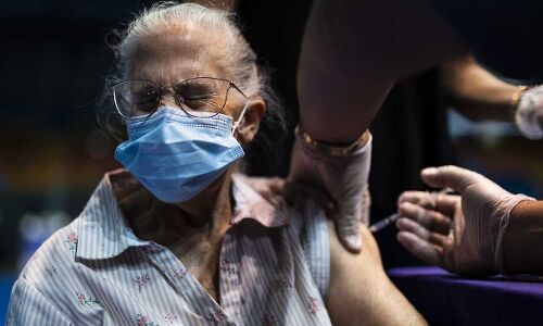 Booster Dose Registration, Cost in India: बुजुर्गों को आज से लगेगी वैक्सीन की तीसरी डोज, कैसे होगा रजिस्ट्रेशन? Booster Dose Registration, Cost in India: बुजुर्गों को आज से लगेगी वैक्सीन की तीसरी डोज, कैसे होगा रजिस्ट्रेशन?