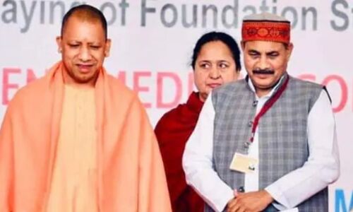 UP Election 2022 : बड़े भाई अपने फैसले पर दोबारा विचार करिए, अब दारा सिंह चौहान को मनाने में जुटे डिप्टी सीएम