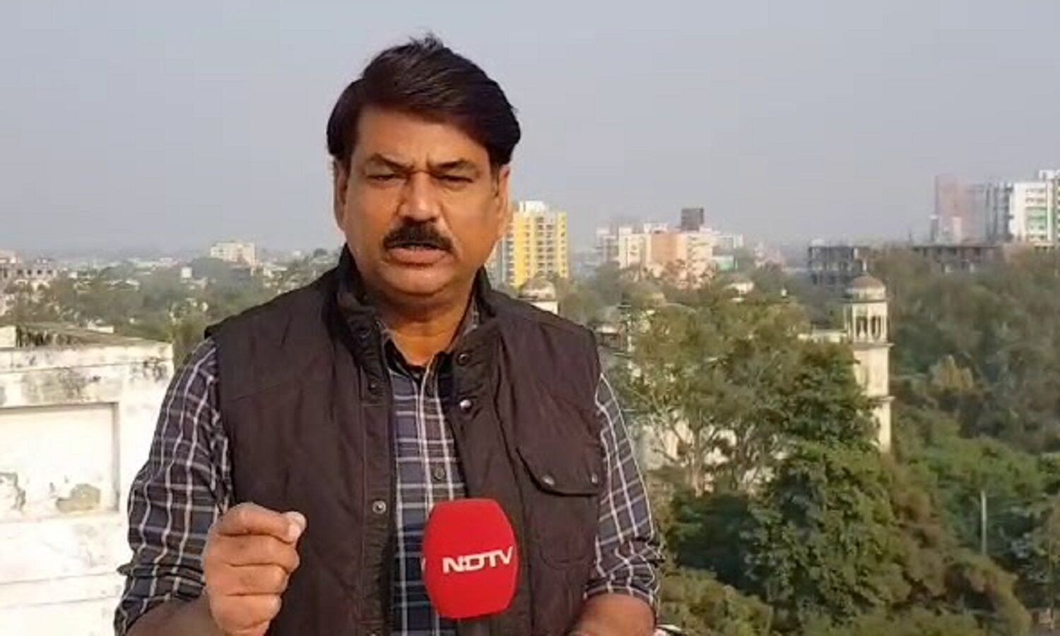 बड़ी खबर : NDTV के वरिष्ठ पत्रकार कमाल खान का हार्ट अटैक से निधन