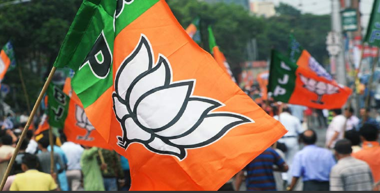 UP Election 2022 : भाजपा ने जारी की 107 सीटों पर उम्मीदवारों की पहली सूची, योगी आदित्यनाथ गोरखपुर शहर से लड़ेंगे चुनाव