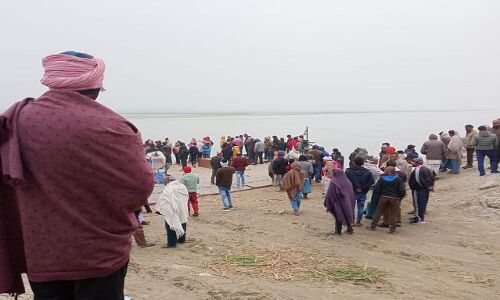 Gopalganj Viral Video: गंडक नदी में ट्रैक्टर डूबा, हादसे में 2 लोगों मौत, 20 लापता
