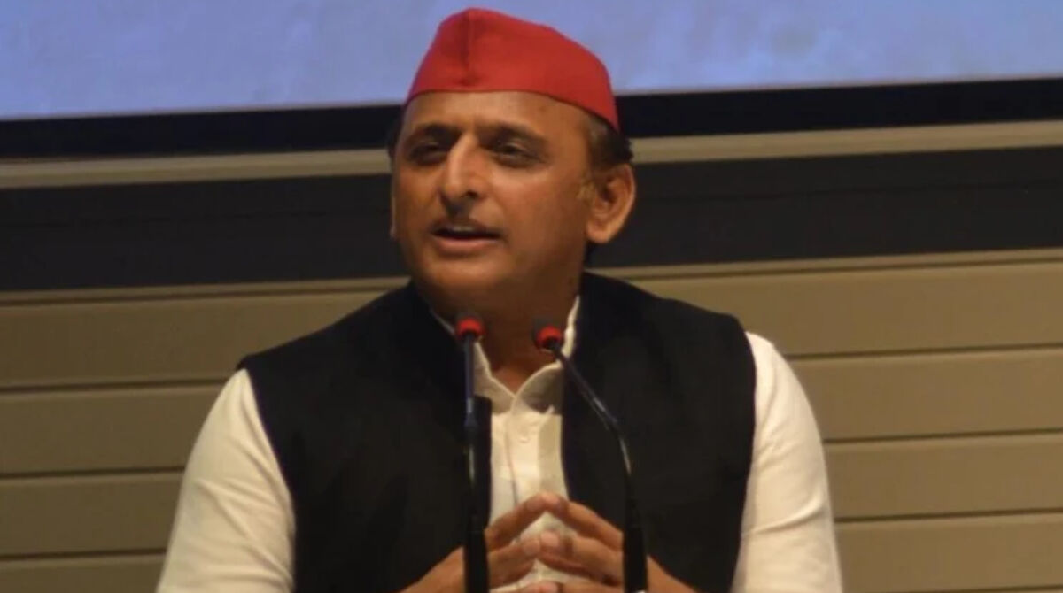 UP Election 2022 : बाबा दो चरणों में हार चुके हैं, अब भी नहीं मान रहे हैं लखीमपुर खीरी में BJP पर बरसे अखिलेश यादव