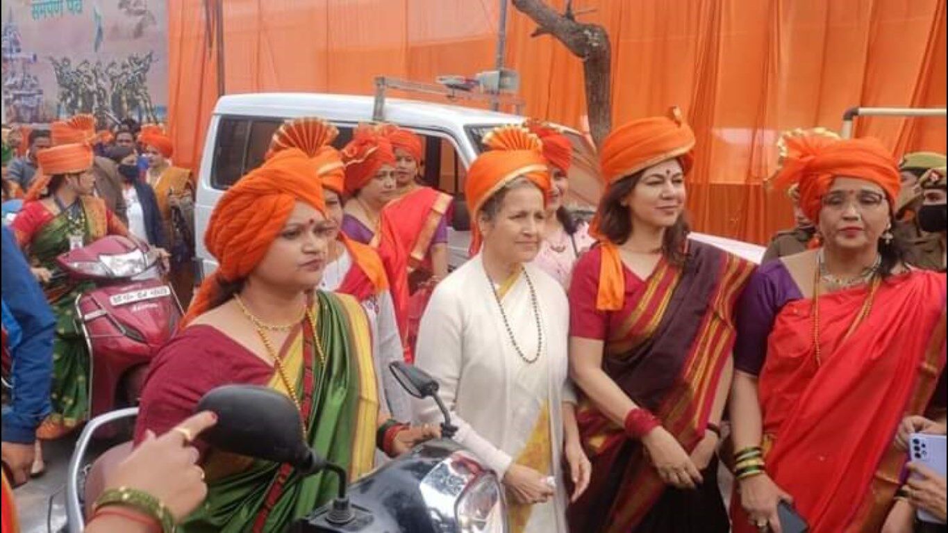 UP Election 2022: ब्राह्मणों को साधने निकले सतीश मिश्रा की समधन ने बसपा से बनाई दूरी, सियासी अटकलें बढ़ा रही पार्टी की मुश्किल