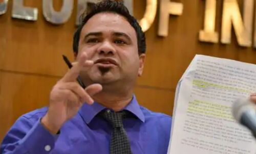 UP Election 2022 : चुनाव लड़ेंगे डॉक्टर कफील खान? योगी के खिलाफ विपक्षी दलों से मांगा टिकट UP Election 2022 : चुनाव लड़ेंगे डॉक्टर कफील खान? योगी के खिलाफ विपक्षी दलों से मांगा टिकट