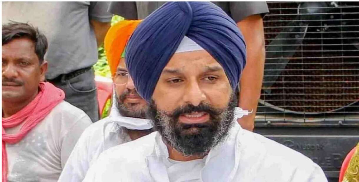 Drugs case : बिक्रम मजीठिया को सुप्रीम कोर्ट से फौरी राहत, सोमवार तक पंजाब पुलिस न करे गिरफ्तार