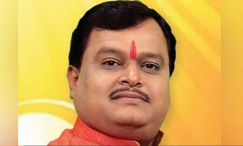 Hate Speech : सुदर्शन टीवी के संपादक सुरेश चव्हाणके की बढ़ी मुसीबत, दिल्ली की अदालत ने पुलिस से मांगी कार्रवाई रिपोर्ट