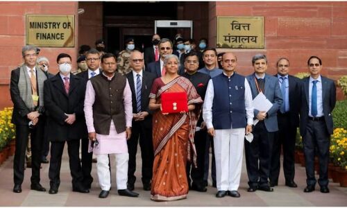 Union Budget 2022: भारत को एक कंप्यूटर या मोबाइल फ़ोन में बंद करने वाला बजट