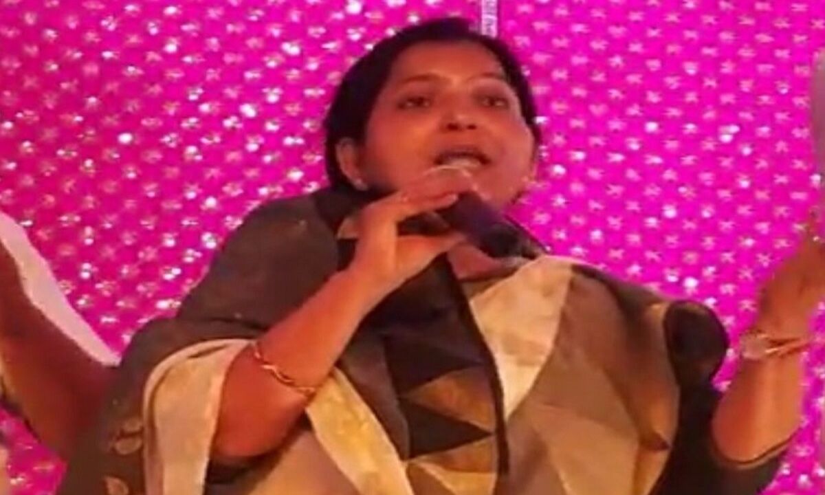 BJP MLA UP Election 2022 : सभा में फूट-फूट कर रोने लगीं भाजपा विधायक, बोली अपने मुझे पराया करें तो बर्दाश्त नहीं होता