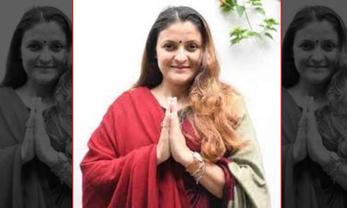 Uttarakhand Election 2022 : महिला प्रत्याशी से बोले छिछोरे, ठण्ड हो रही है, कुछ व्यवस्था करा दो !