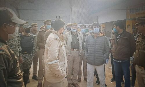 Meerut News: BJP विधायक संगीत सोम की गुंडई, पीठासीन अधिकारी को मारा थप्पड़, सपा प्रत्याशी को दौड़ा-दौड़ाकर पीटा