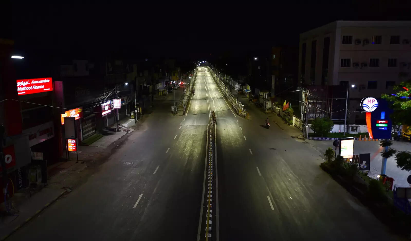 UP Night Curfew Guidelines: UP में आज से बदल गया Night Curfew का समय, जानिए कब तक रह सकते हैं बाहर?