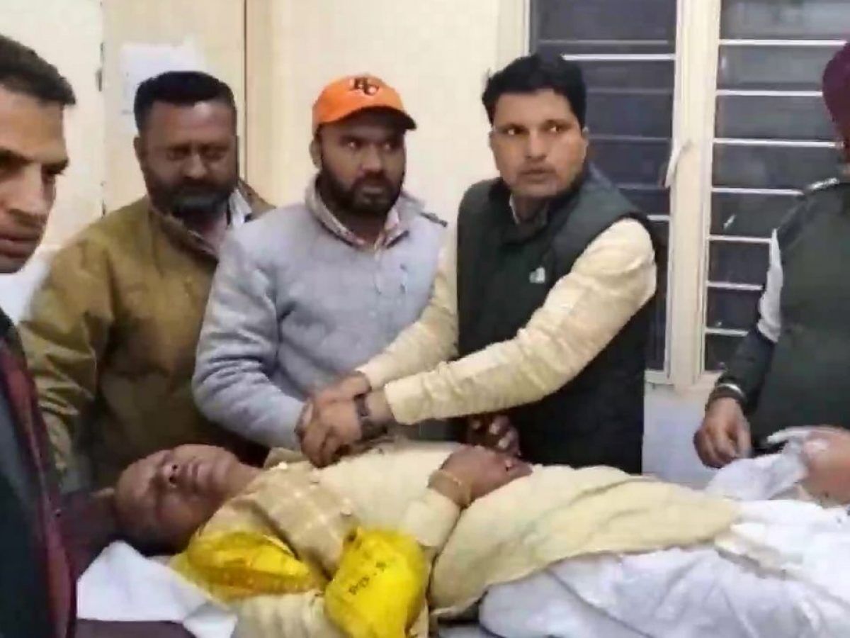 Punjab Assembly Election: BJP उम्मीदवार सुच्चा राम लाढर की कार पर हमला, अस्पताल में भर्ती