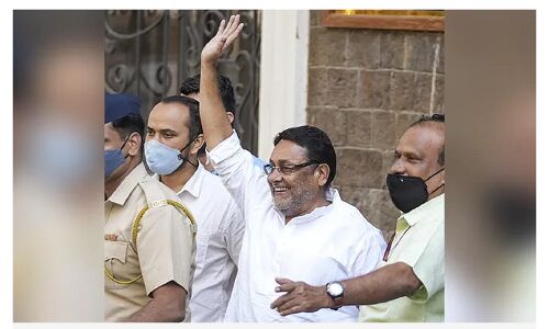 उद्धव सरकार में मंत्री नवाब मलिक को क्यों किया गया गिरफ्तार, क्या है पूरा मामला?