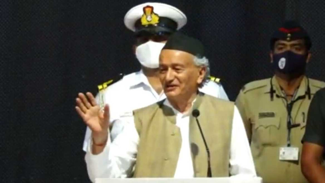 Bhagat Singh Koshyari के बयान से मचा बवाल, बोले समर्थ के बिना शिवाजी को कौन पूछेगा?, दिलीप मंडल ने ऐसे किया पलटवार