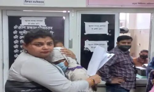 Ayodhya Crime News : पुलिस ने नाबालिग से रेप की कीमत लगाई 50 हजार रुपए, मुकदमा दर्ज करने के बजाय समझौते के लिए डाला दवाब