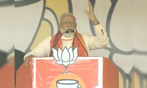 PM Modi In Mirzapur : मिर्जापुर में पीएम मोदी ने सपा के बारे में कह दी ये बड़ी बात