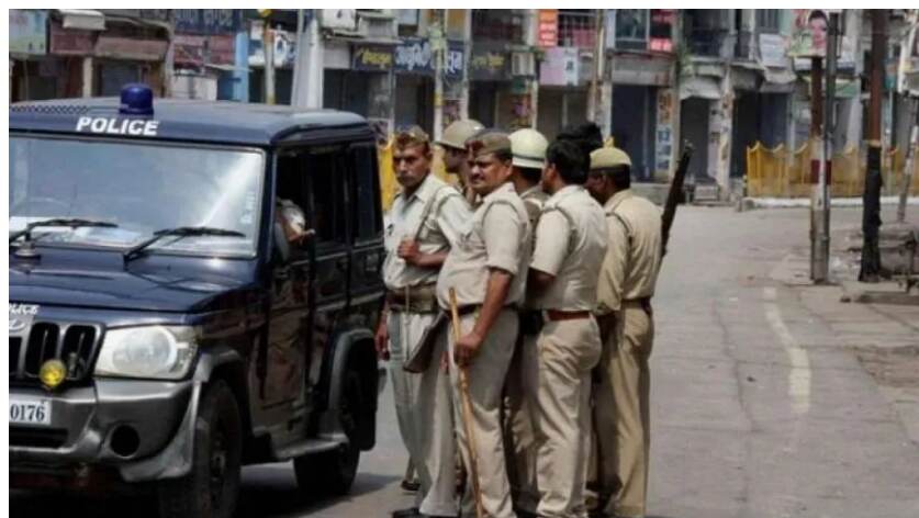 Ayodhya Crime News : अयोध्या में गैंगस्टर ने की जज की पत्नी को कुचलने की कोशिश, गिरफ्तार