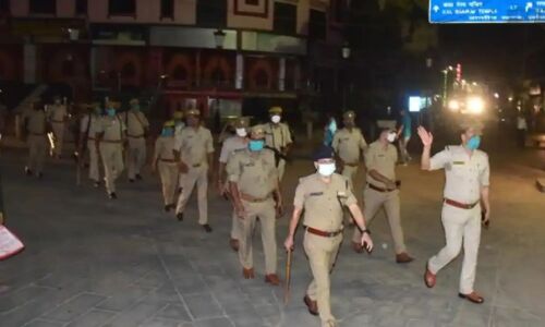 UP election result 2022 Updates : ईवीएम पर घमासान, नोएडा-वाराणसी में धारा 144, सभी करें नियमों का पालन