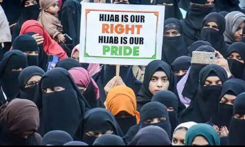 Hijab Controversy: हिजाब विवाद के फैसले पर पाकिस्तान की एंट्री, कोर्ट के फैसले को  बताया धार्मिक आजादी के खिलाफ