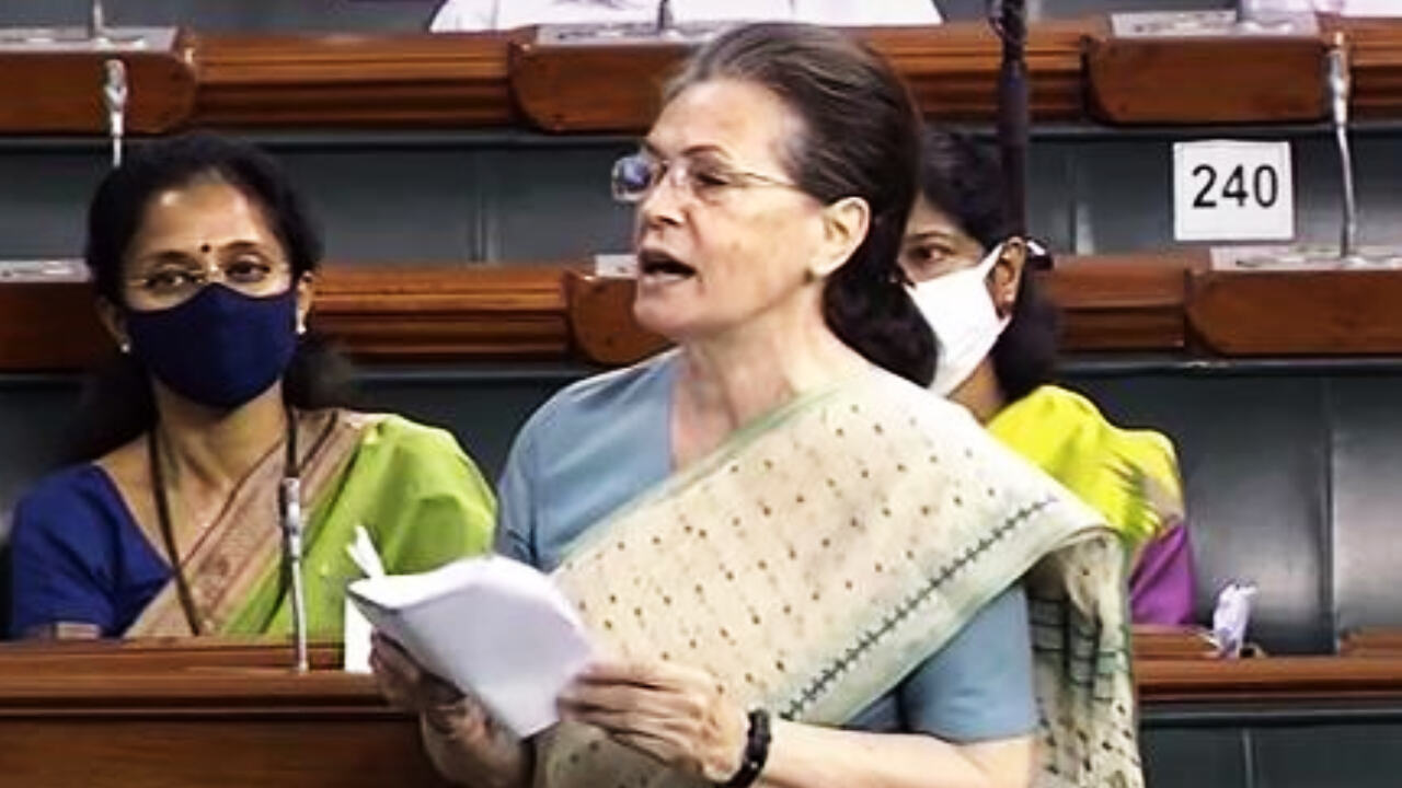 Sonia Gandhi ने चुनावों में सोशल मीडिया के इस्तेमाल पर संसद में उठाए सवाल, कहा सरकार की मिलिभगत से भंग हो रहा सामाजिक सौहार्द