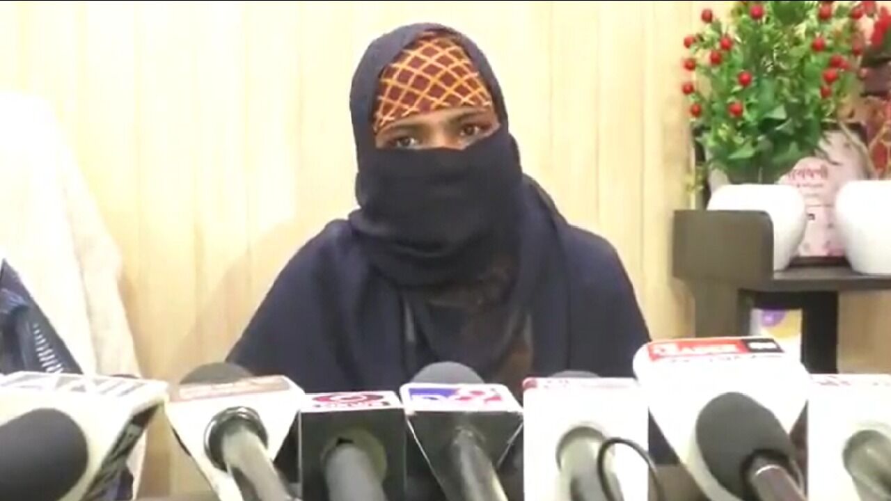 Bareilly News : मुस्लिम महिला ने बीजेपी को दिया वोट, पति ने घर से निकालकार दी तलाक की धमकी