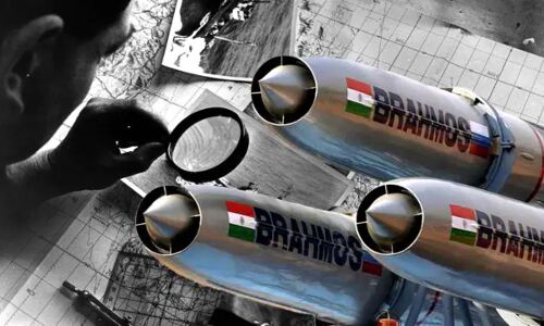 पाक में गलती से जा गिरी भारतीय मिसाइल पर वायुसेना की जांच जारी पाक में गलती से जा गिरी भारतीय मिसाइल पर वायुसेना की जांच जारी