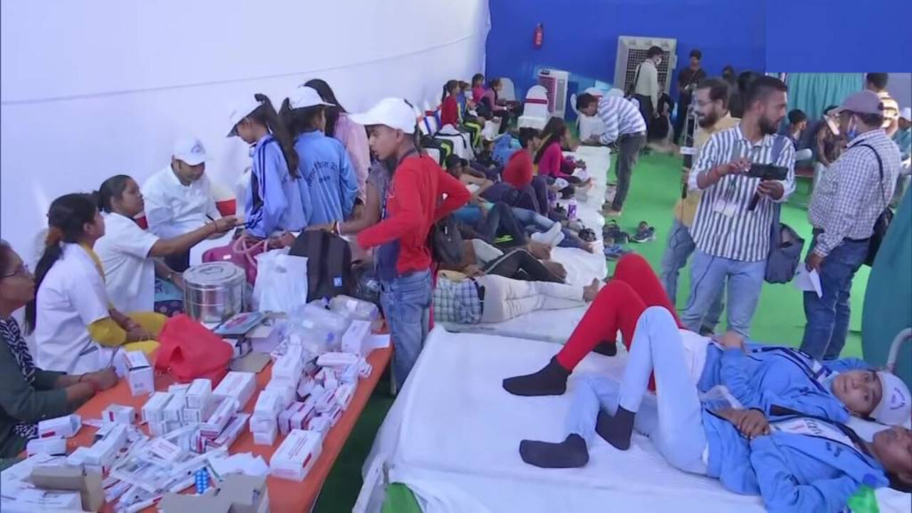 Bihar Diwas में शामिल होने वाले आए 150 से ज्यादा बच्चों की तबियत बिगड़ी, PMCH और मेडिकल कैंप में चल रहा उपचार