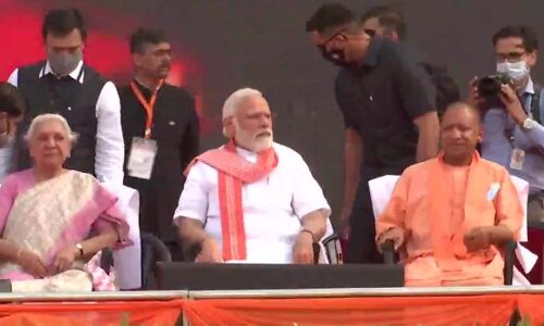 Yogi Oath ceremony LIVE: मुख्यमंत्री योगी आदित्यनाथ के मंत्रिमंडल में होंगे 52 मंत्री, देखिए- फाइनल लिस्ट