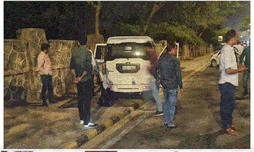 संसद भवन से चंद दूरी पर पुलिस-बदमाशों के बीच मुठभेड़, 3 गिरफ्तार, दिला दी इस बात की याद