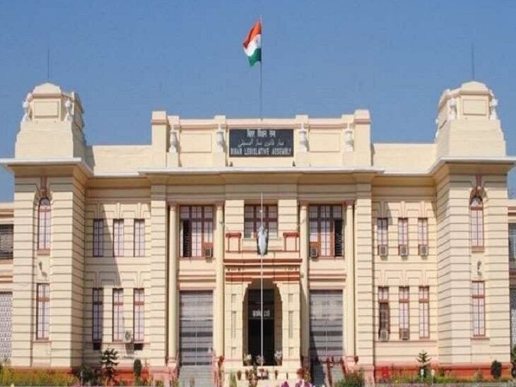 Bihar MLC Election: विधान परिषद की 24 सीटों के लिए मतदान शुरू, जानिए कब आएगा रिजल्ट?