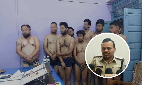 Sidhi News: पत्रकारों को थाने में निर्वस्त्र करने के मामले पर में मानव अधिकार आयोग ने मांगा जवाब, जानें क्या कहा?