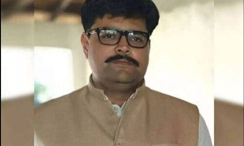 Barabanki News: सपा विधायक अभय सिंह पर लूट और रंगदारी का केस दर्ज, मामले में दो आरोपी गिरफ्तार