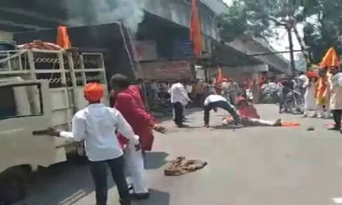 Chhindwara News : मध्य प्रदेश के छिंदवाड़ा में रामनवमी जुलूस के दौरान हाईटेंशन तार की चपेट में आयी डीजे गाड़ी, कांग्रेस के छह नेता झुलसे